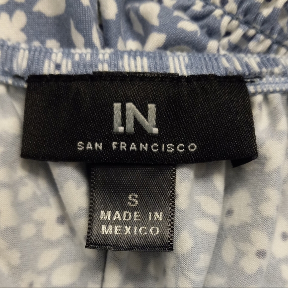 I.N. San Francisco Women's Blue/White Flowers Elastic Waist Band Crop Top. Sz S. - Picture 6 of 6